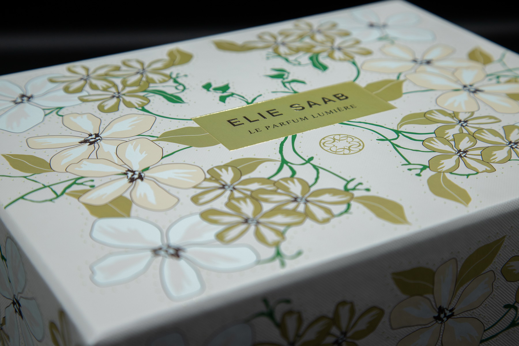 Elie saab luxury packaging Elie saab luxury packaging